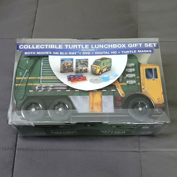 Teenage Mutant Ninja Turtles. Collectible Turtle Lunchbox Gift Set - Picture 2 of 13